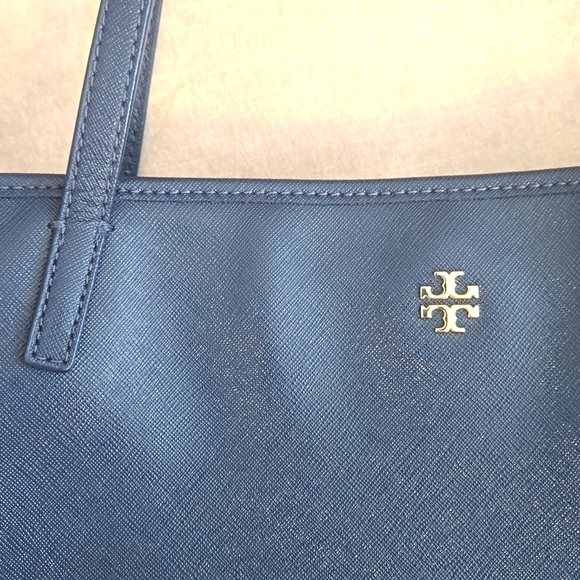 Tory Burch Caitlin Navy Hudson Bay Blue Saffiano leather tote - Picture 7 of 12